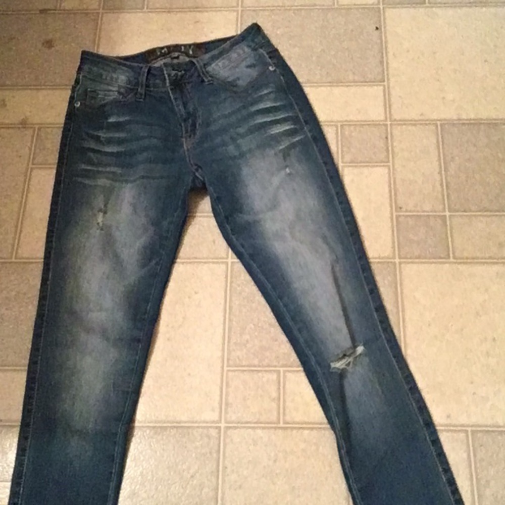 Mazy cute ripped jeans size 3/4
